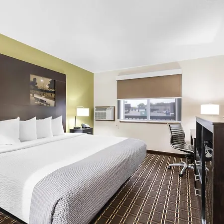 Super 8 By Wyndham La Crosse Hotel Exterior photo