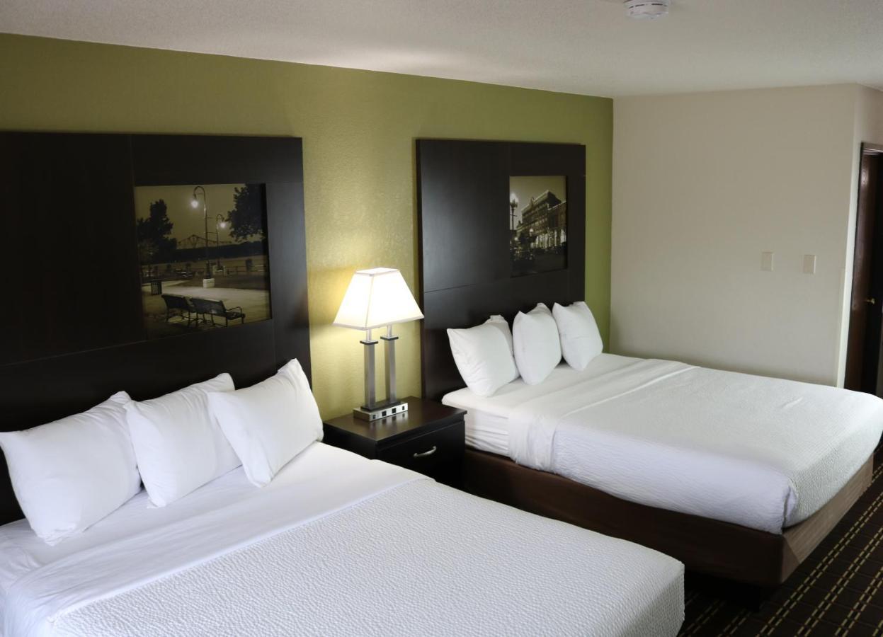 Hotel Super 8 By Wyndham 2*