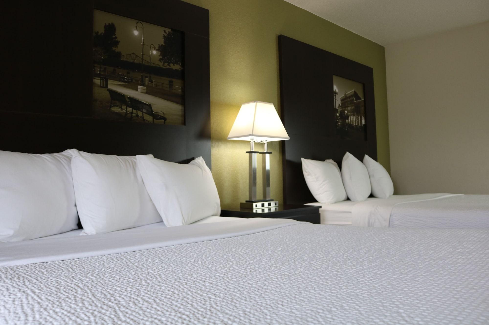 Super 8 By Wyndham 2* La Crosse