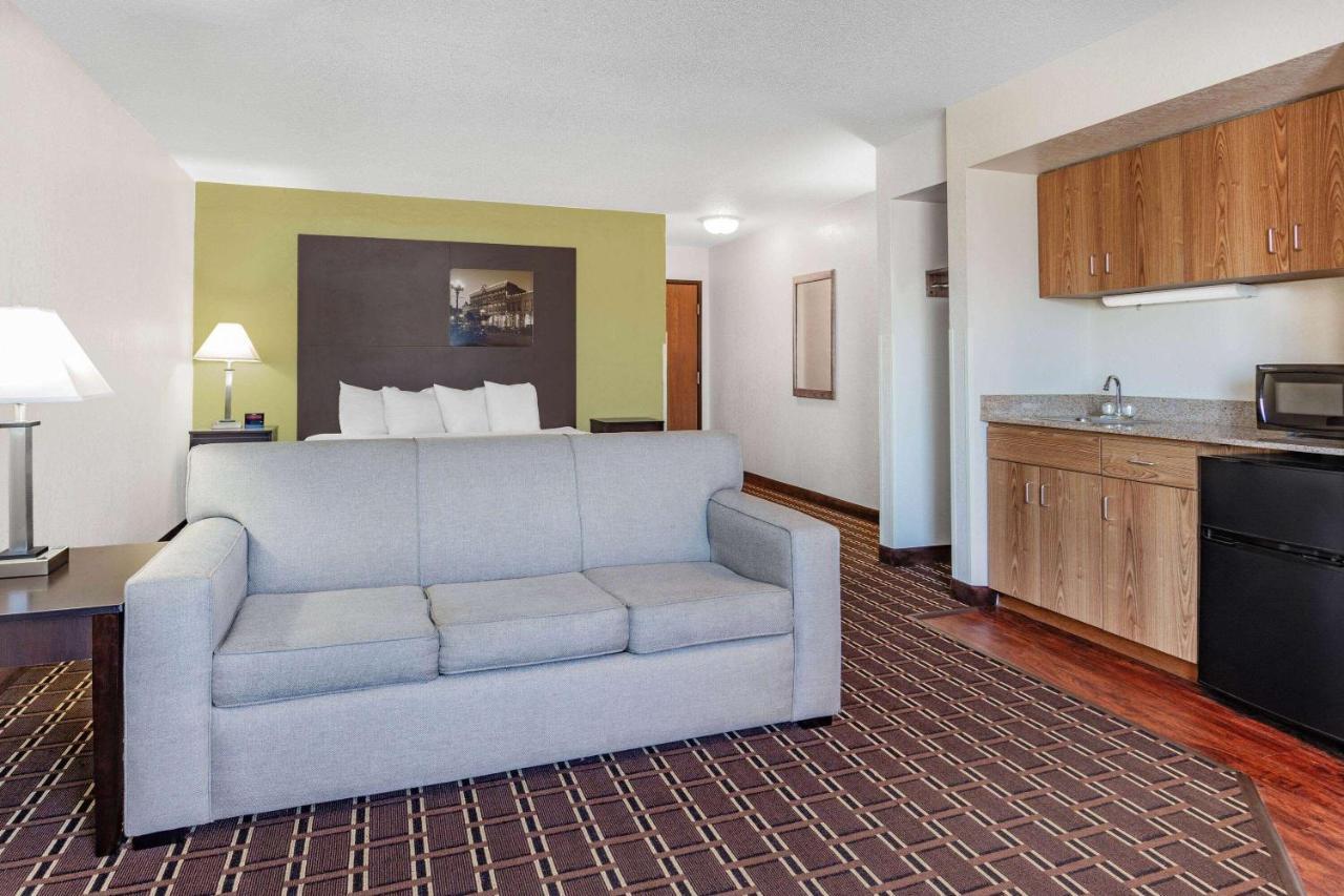 Super 8 By Wyndham 2* La Crosse