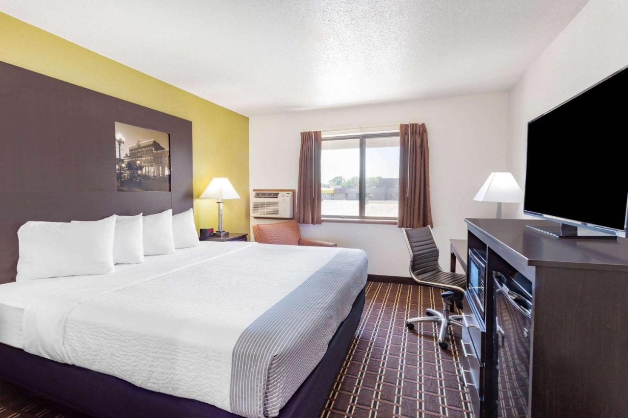 Super 8 By Wyndham