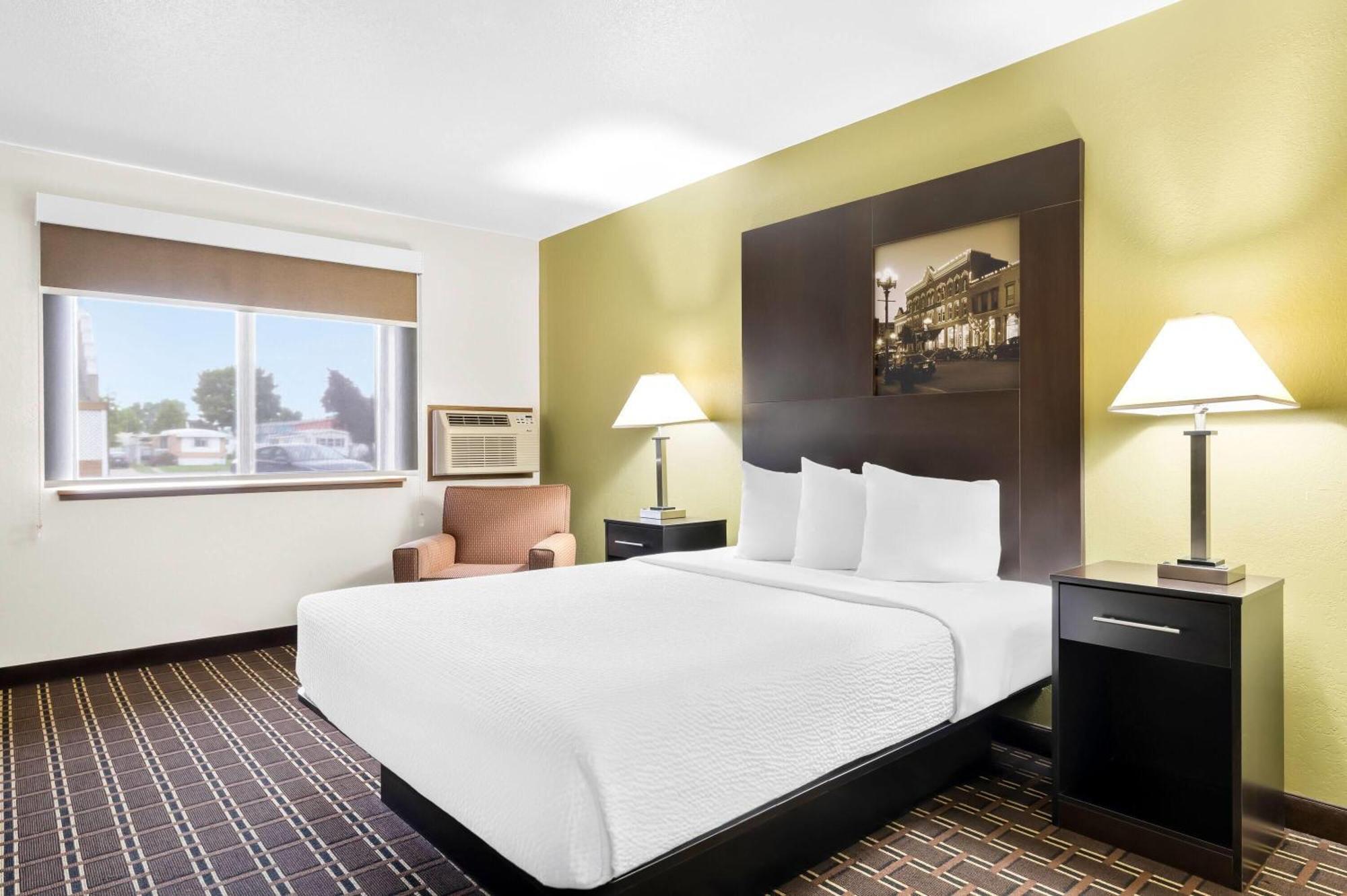 Hotel Super 8 By Wyndham La Crosse