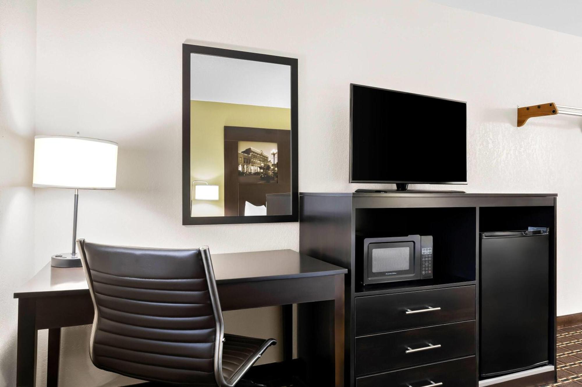 Super 8 By Wyndham 2*