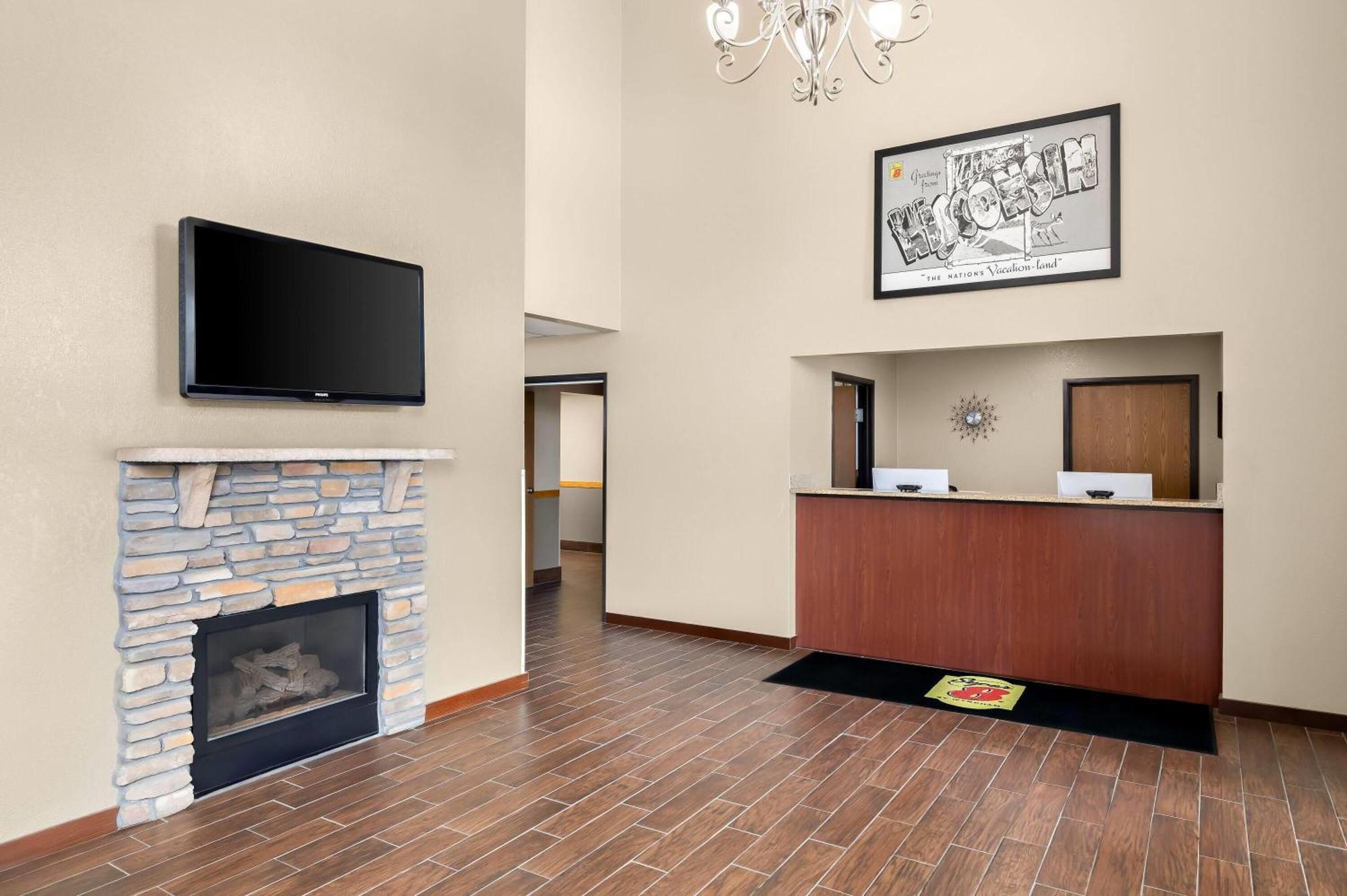Super 8 By Wyndham 2* La Crosse